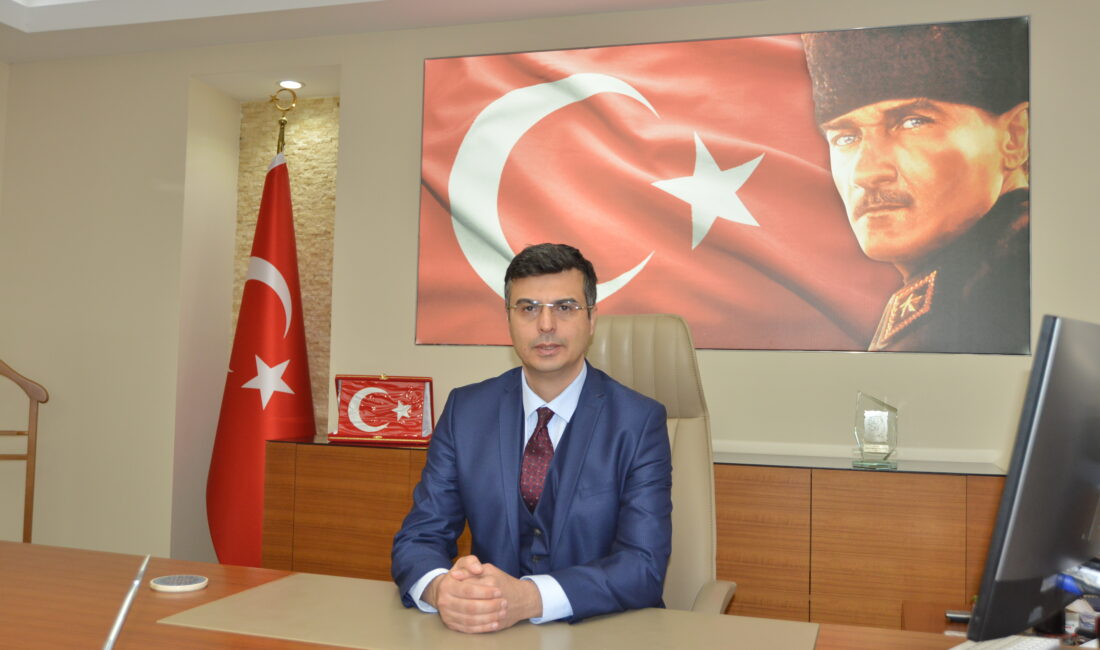 Astım hastalığı hakkında bilgiler veren Afyonkarahisar İl Sağlık Müdürü Uzm.