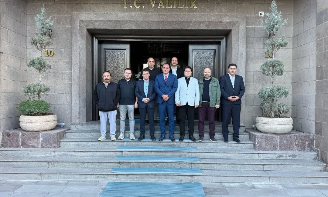 Afyonkarahisar Valiliği’nde gerçekleştirilen toplantı hakkında bilgi veren Bolvadin Belediye Başkanı