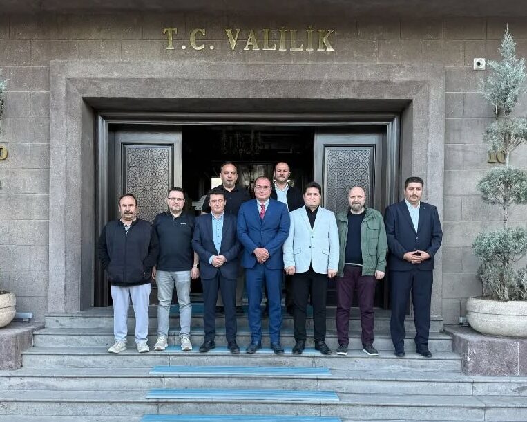 Afyonkarahisar Valiliği’nde gerçekleştirilen toplantı hakkında bilgi veren Bolvadin Belediye Başkanı