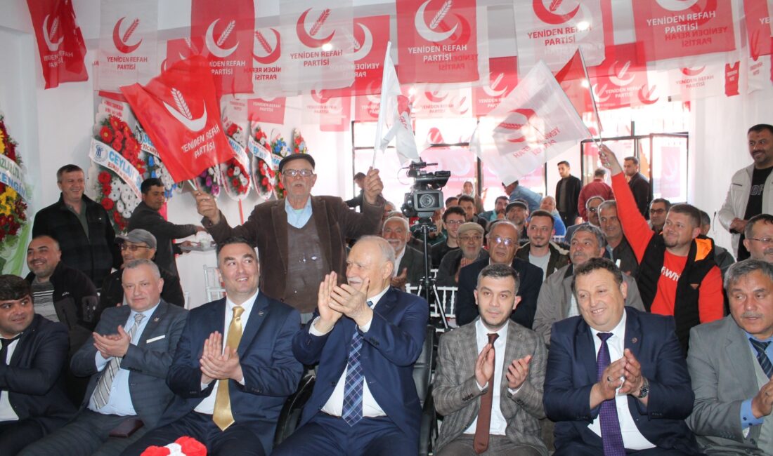 Yeniden Refah Partisi Çay 3. Olağan Kongresi yoğun katılımla gerçekleşti.