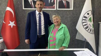 Sinema ve dizi dünyasında başarılı projelere imza atan değerli oyuncu