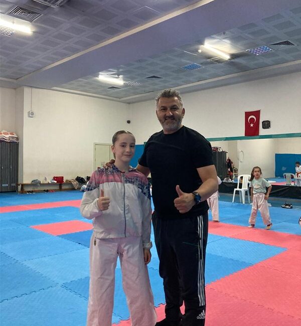 Ülkemizin başarılı genç sporcularından Zeynep Naz Kahvecigil, 30 Mayıs –