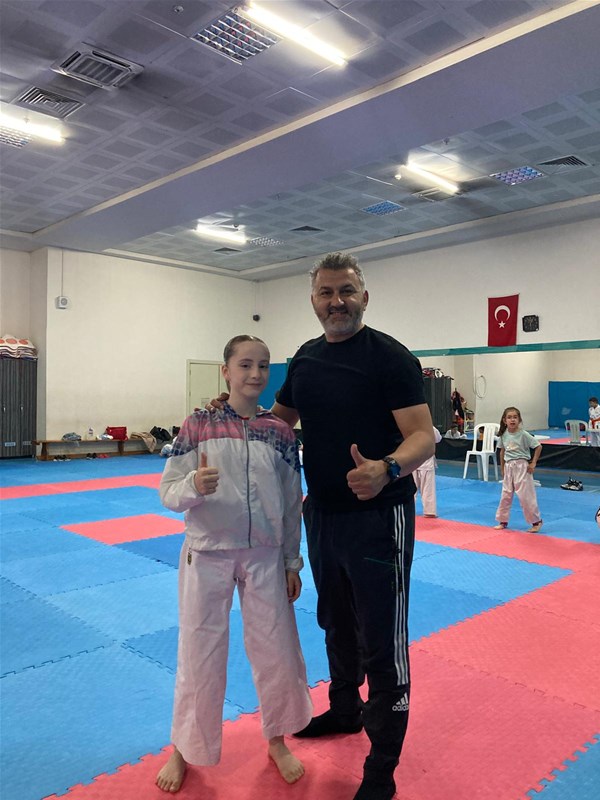 Ülkemizin başarılı genç sporcularından Zeynep Naz Kahvecigil, 30 Mayıs –