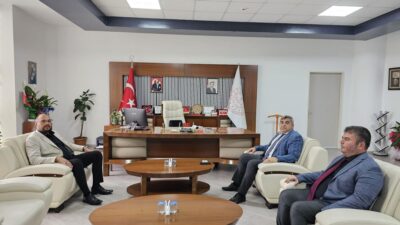 Bayat Belediye Başkanı Halil İbrahim Bodur, İlçe Milli Eğitim Müdürü