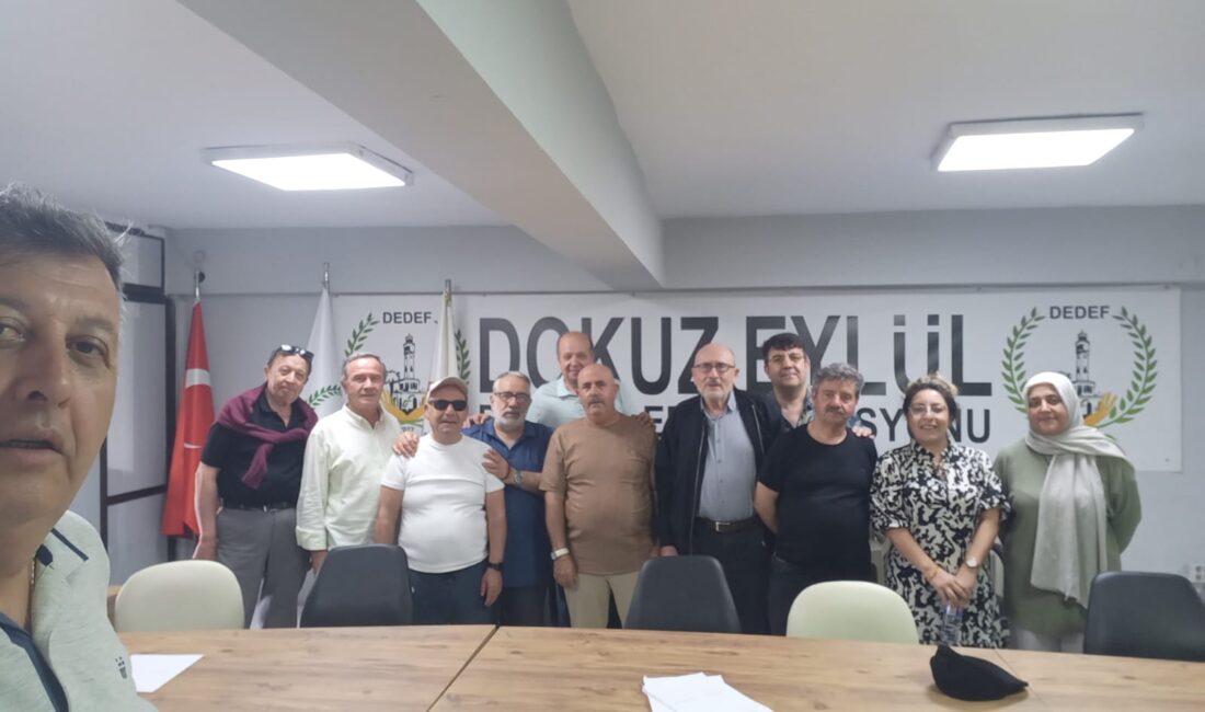 Bolvadinliler Sosyal Yardımlaşma ve Dayanışma Derneği Genel Kurulu yapıldı. Yönetim