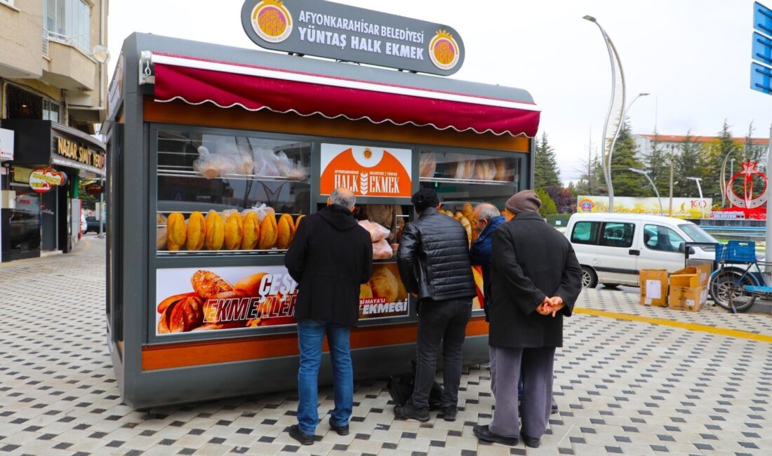 Afyonkarahisar Belediyesi 5 TL’den sattığı halk ekmeğe zam yaparak 7