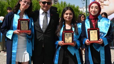 Emirdağ Meslek Yüksekokulu’nun 2024–2025 Akademik Yılı Mezuniyet Töreni, büyük bir