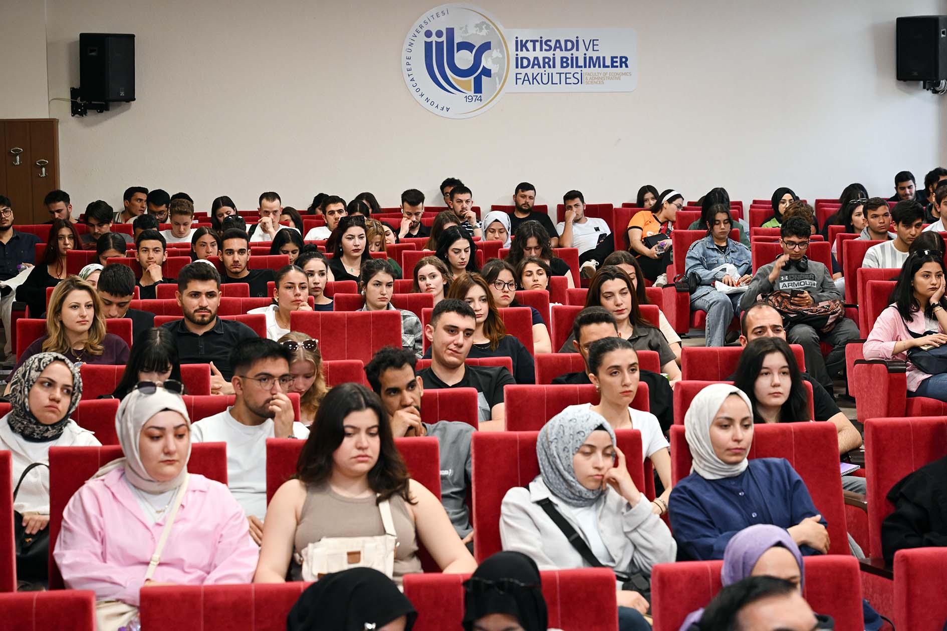 
Afyon Kocatepe Üniversitesi (AKÜ) İktisadi ve İdari Bilimler Fakültesi (İİBF)