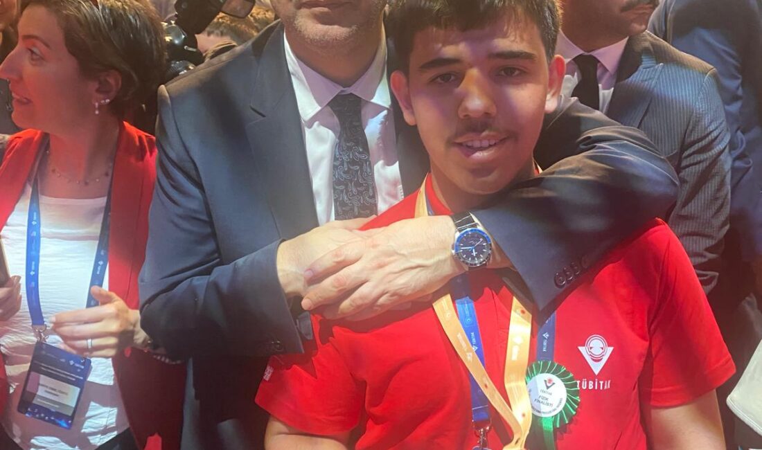 Ülkemizin ve Afyonkarahisar’ın köklü liselerinden 131 yıllık Afyon Lisesi tarihi