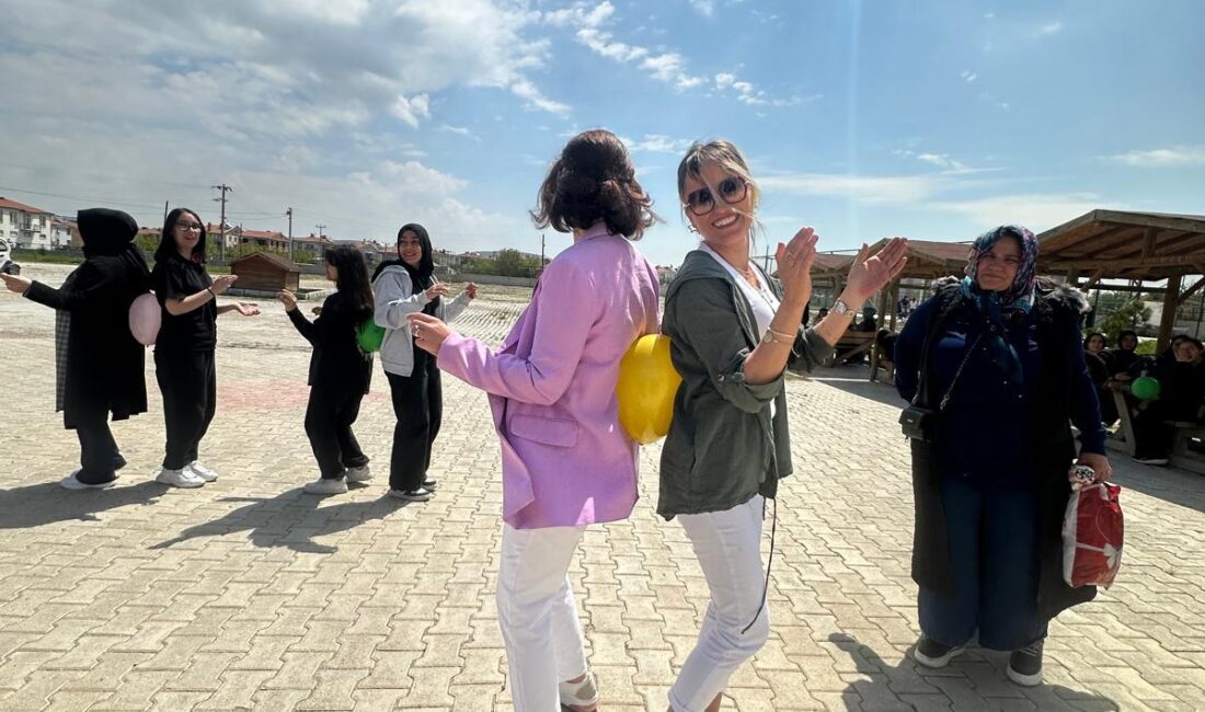 Afyonkarahisar Zübeyde Hanım Kız Mesleki ve Teknik Anadolu Lisesinde “Mesleğimi