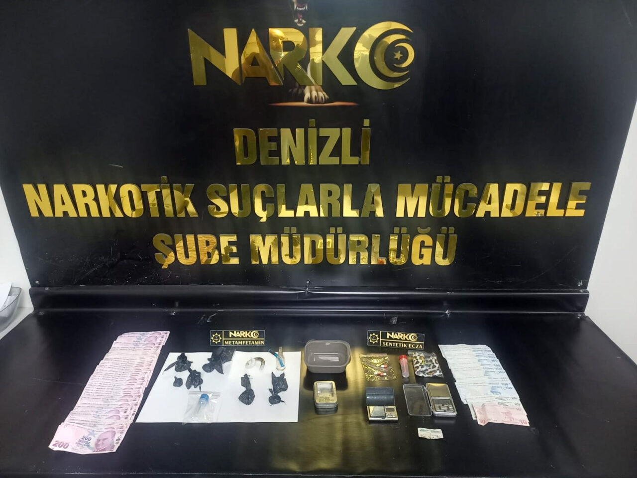 Denizli merkezli 4 ilde uyuşturucu ticareti yapanlara yönelik operasyonda gözaltına