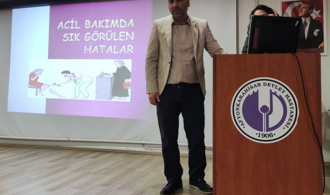 Afyonkarahisar Devlet Hastanesi Acil Servis hekimlerine yönelik olarak 20 Mayıs