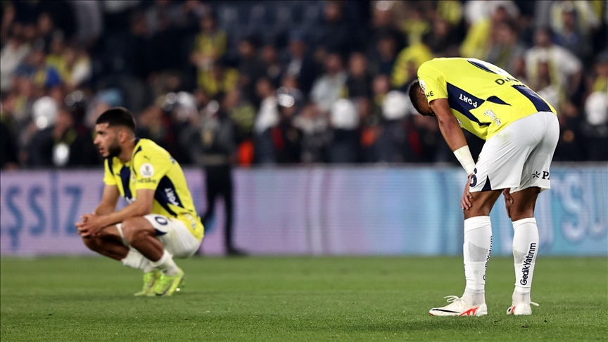 Beşiktaş'a evinde 1-0 mağlup olarak ligin bitimine 4 maç kala