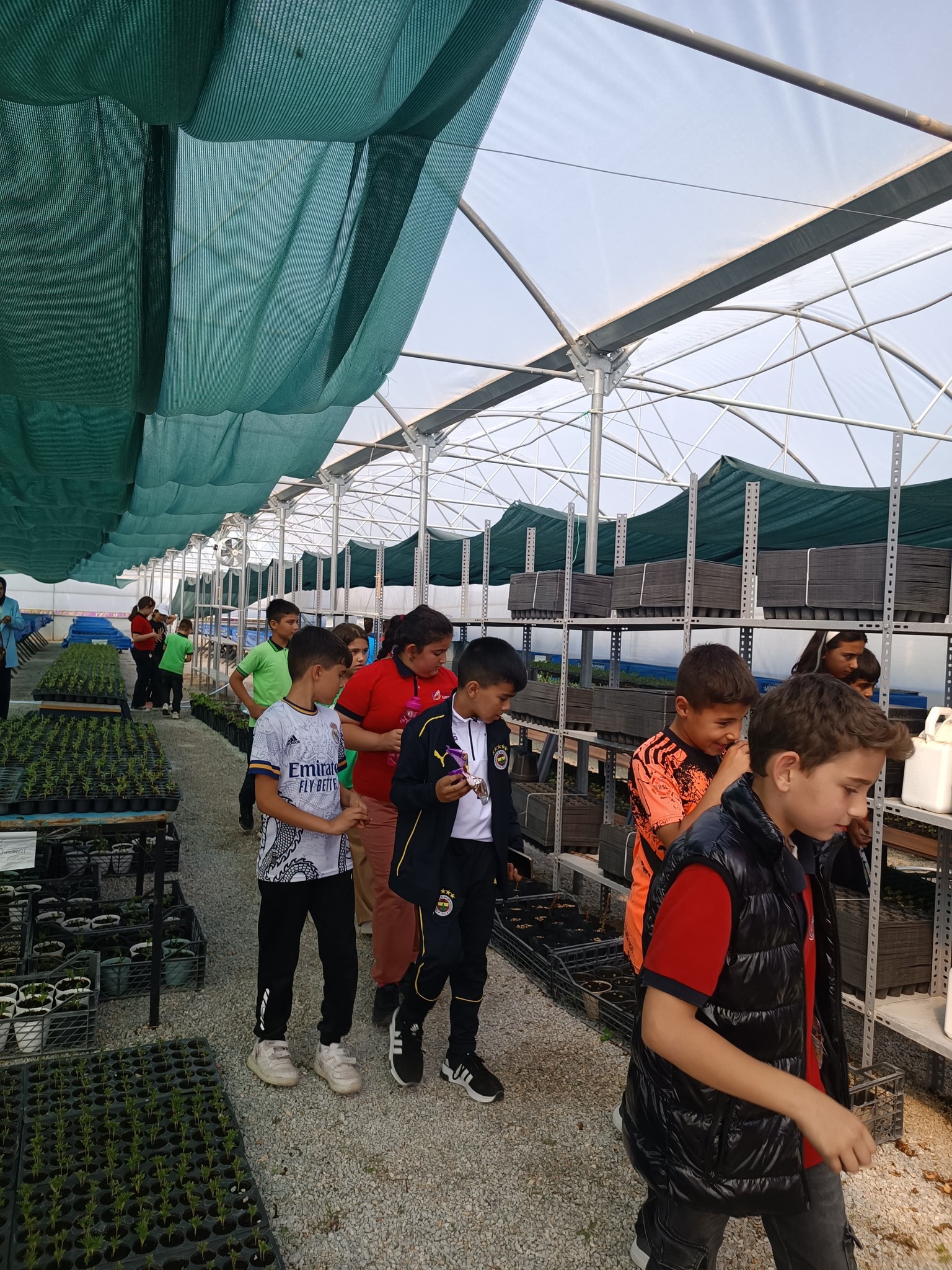 Emirdağ Belediyesi Gençlik Merkezi öğrencileri, Emirdağ Belediye Başkanı Serkan Koyuncu’nun