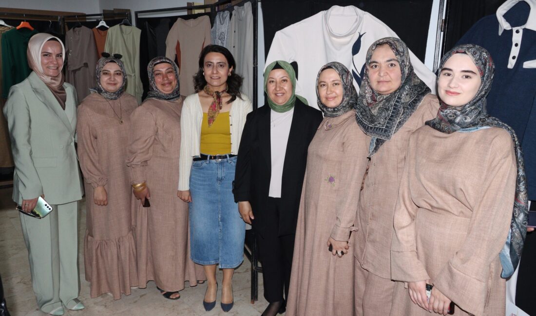 Hayat Boyu Öğrenme Haftası etkinlikleri kapsamında İscehisar Halk Eğitim Merkezinde