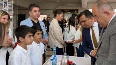 Afyonkarahisar’da Harezmi Eğitim Modeli çerçevesinde düzenlenen yıl sonu sergisi, İbrahim