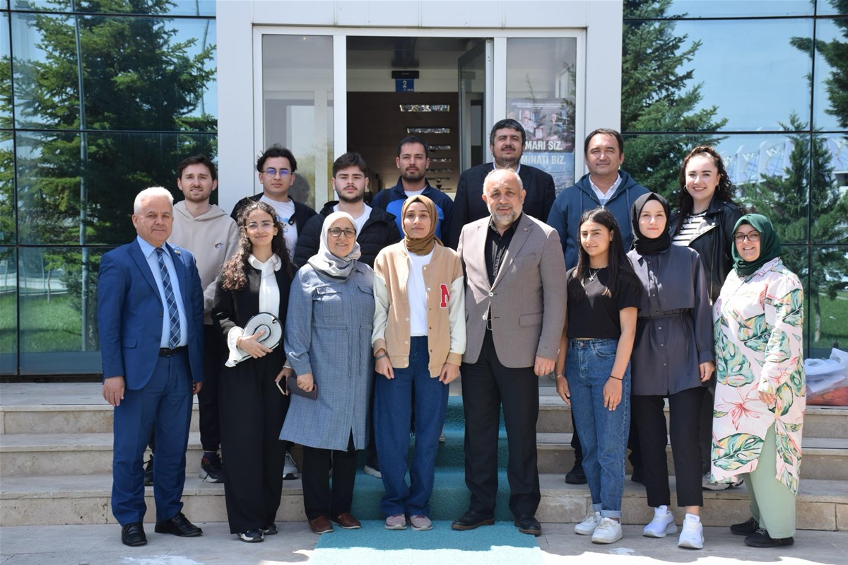 Yurt Lig Masa Tenisi Müsabakaları heyecanı tüm hızıyla devam ederken,