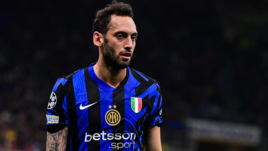 Milli futbolcu Hakan Çalhanoğlu, UEFA Şampiyonlar Ligi finalinde 2. kez