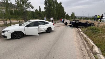 Bilecik’te bir araca çarptıktan sonra takla atan otomobil içinde bulunan