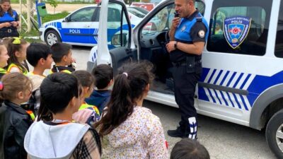 Kocatepe İlkokulu Anasınıfı öğrencileri, Afyonkarahisar İl Emniyet Müdürlüğü’ne bağlı Çevik