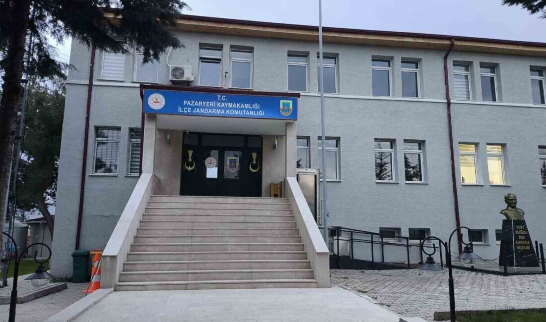 Bilecik’te yalnız yaşayan 82 yaşındaki kadın, kendisini telefonla arayarak "asker"