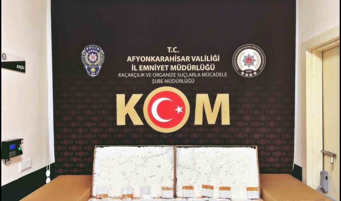 Afyonkarahisar polis tarafından gerçekleştirilen operasyonda 9 bin 500 adet kaçak