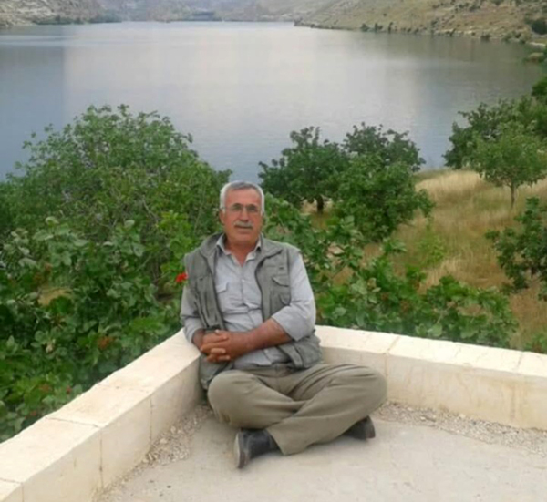 Şanlıurfa’nın Halfeti ilçesi Kayalar Mahallesi’nde, psikolojik sorunları olduğu öne sürülen
