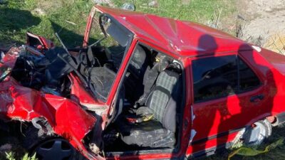  Ankara'da kontrolden çıkarak şarampole devrilen otomobilin sürücüsü hayatını kaybetti.