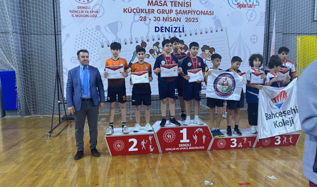 Denizli’de gerçekleştirilen Okullar Arası Küçükler Masa Tenisi Bölge Şampiyonası’nda başarılı