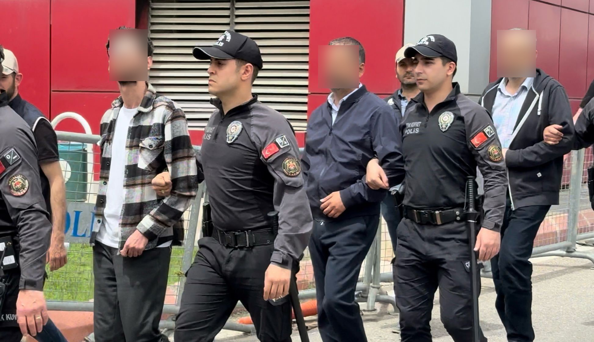 Gaziantep merkezli 47 ilde FETÖ’nün güncel yapılanmasına yönelik operasyonda gözaltına