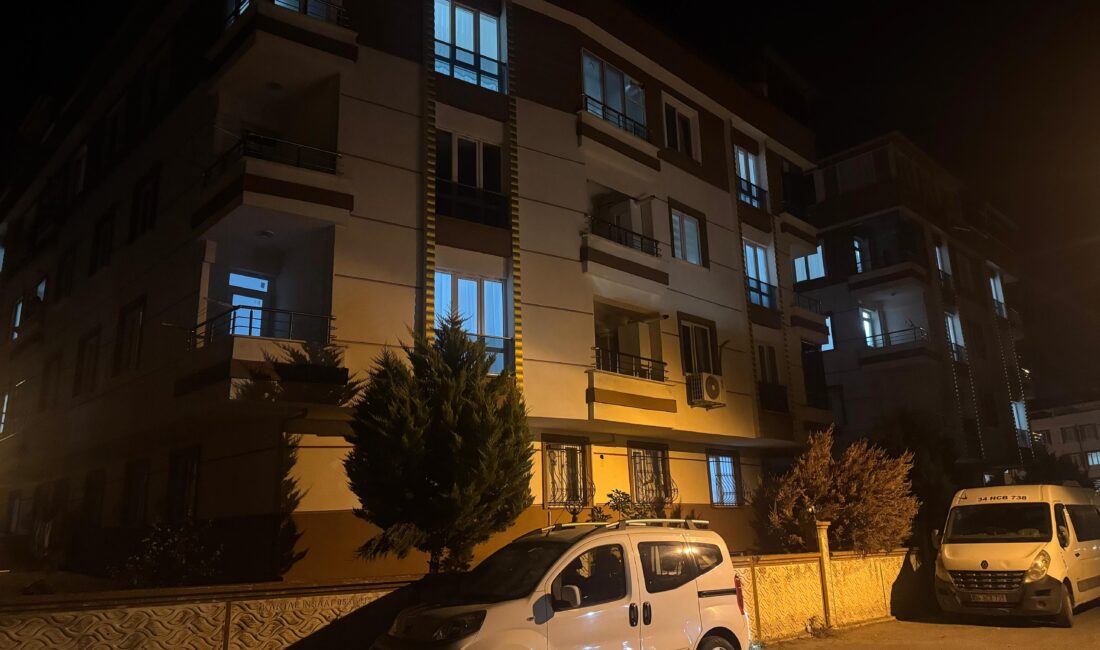 Tekirdağ’ın Kapaklı ilçesinde baba ile oğul arasında yaşanan silahlı çatışmada,