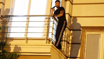  Aksaray’da bunalıma giren genç, oyuncak tabancayla pencereye çıkıp hem kendine