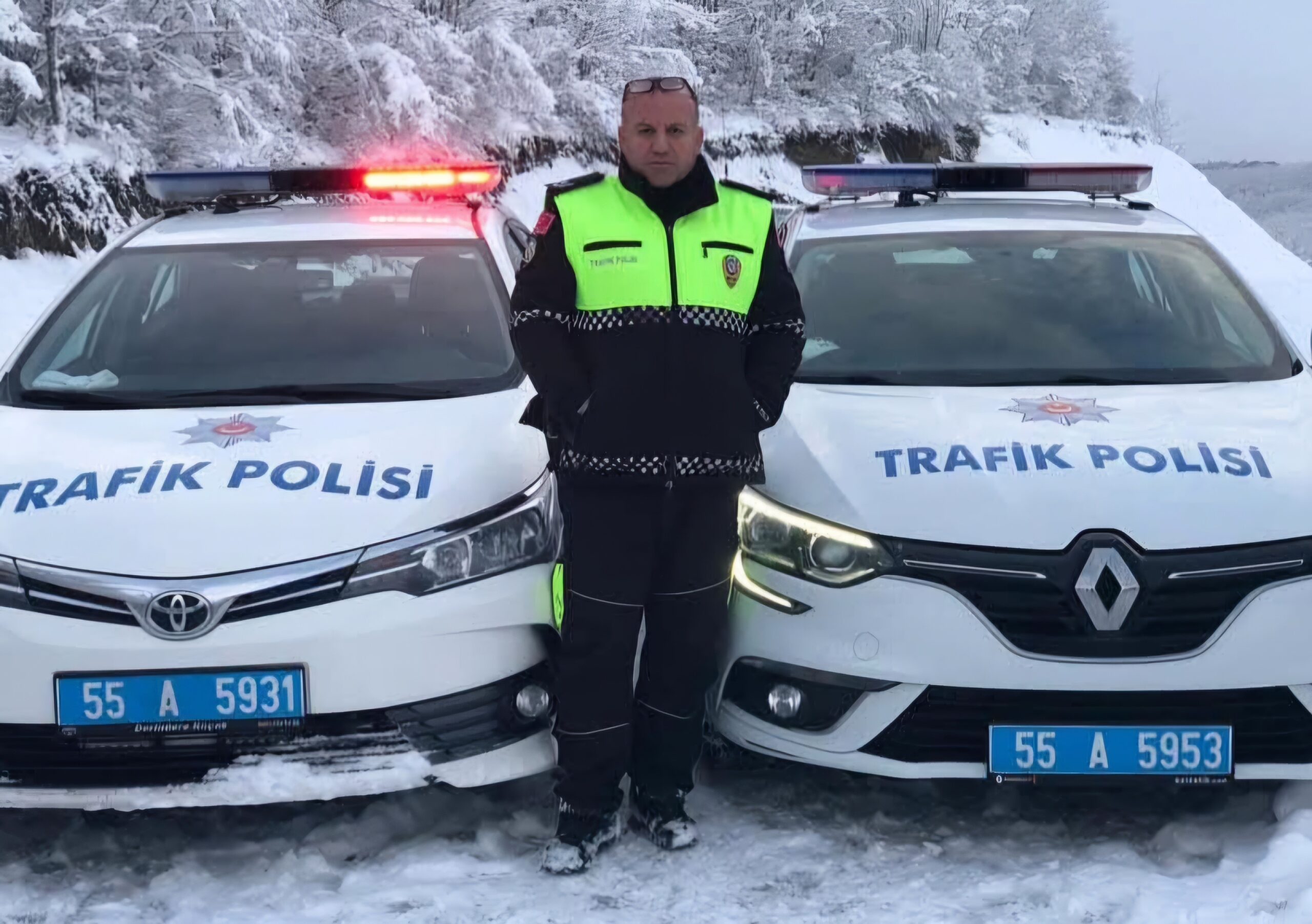 Samsun'da kalp krizi geçiren Komiser Yardımcısı Erkan Dereli hayatını kaybetti.