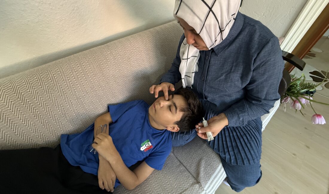  Sakarya'nın Karasu ilçesinde arkadaşlarıyla oyun oynarken başına sabitlenmeyen kale direği