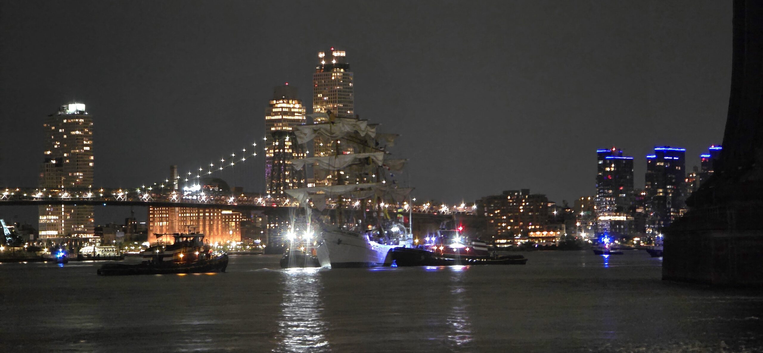 ABD’nin New York şehrinde Meksika Donanması’na ait eğitim gemisi Cuauhtemoc’un