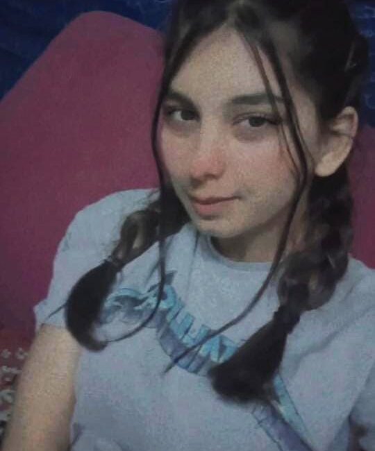 16 yaşındaki kız 4 gündür kayıp Adana'da 4 gündür kayıp olan 16 yaşındaki kızın ailesi, hayatından