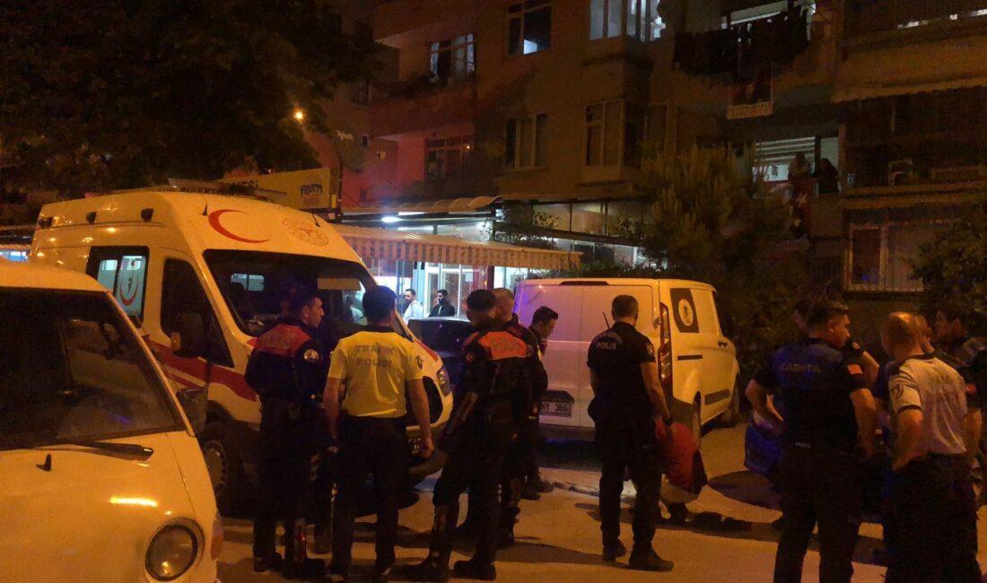 Bursa'nın Gemlik ilçesinde 75 yaşındaki adam, yüzlerce kişinin gözü önünde