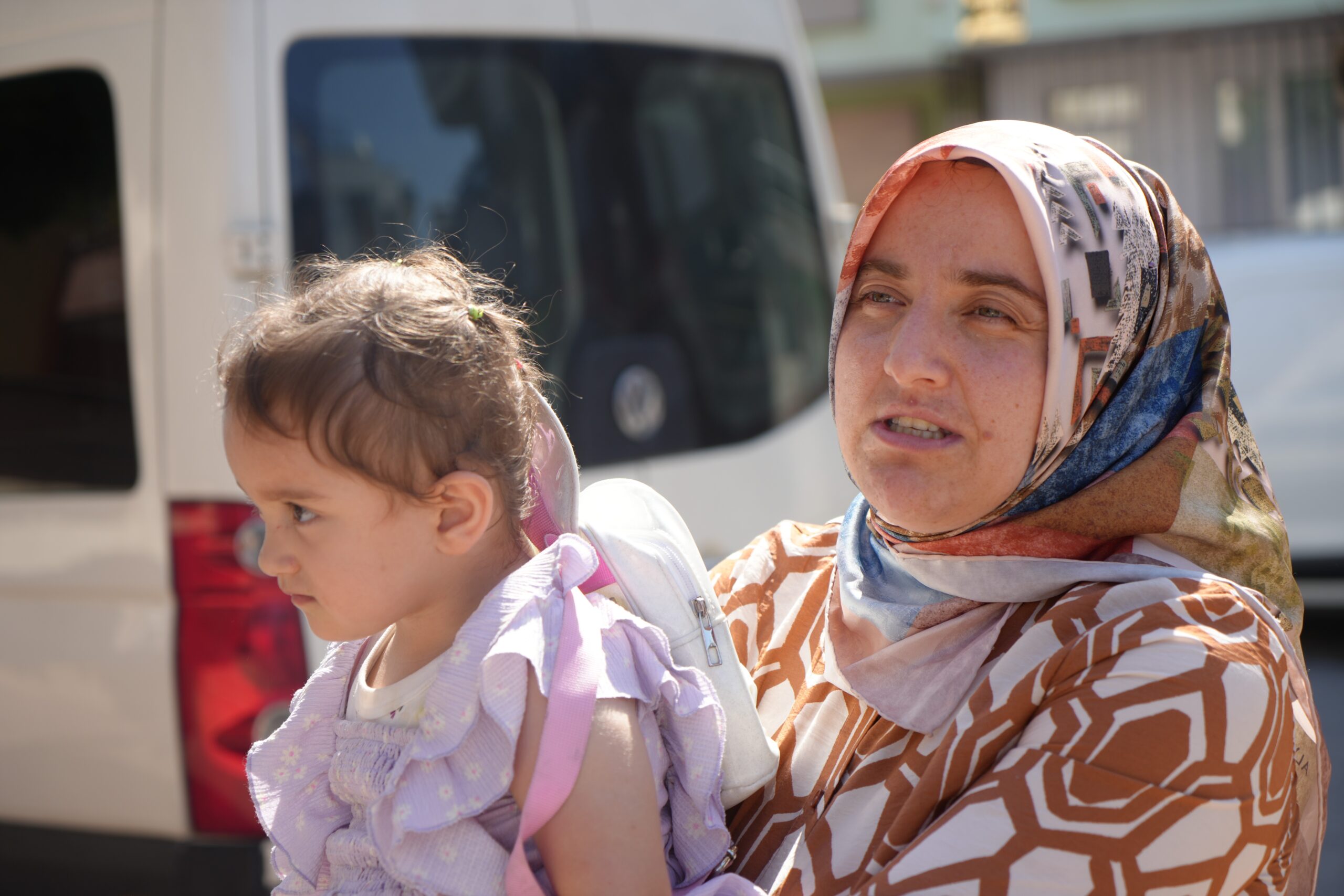 Antalya’da sabah işe gitmek için yola çıkan bir kadın, elektrikli