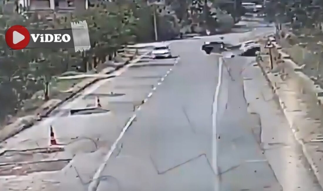 Kayseri’nin Melikgazi ilçesi Eğribucak Mahallesi’nde iki otomobilin kafa kafaya çarpıştığı