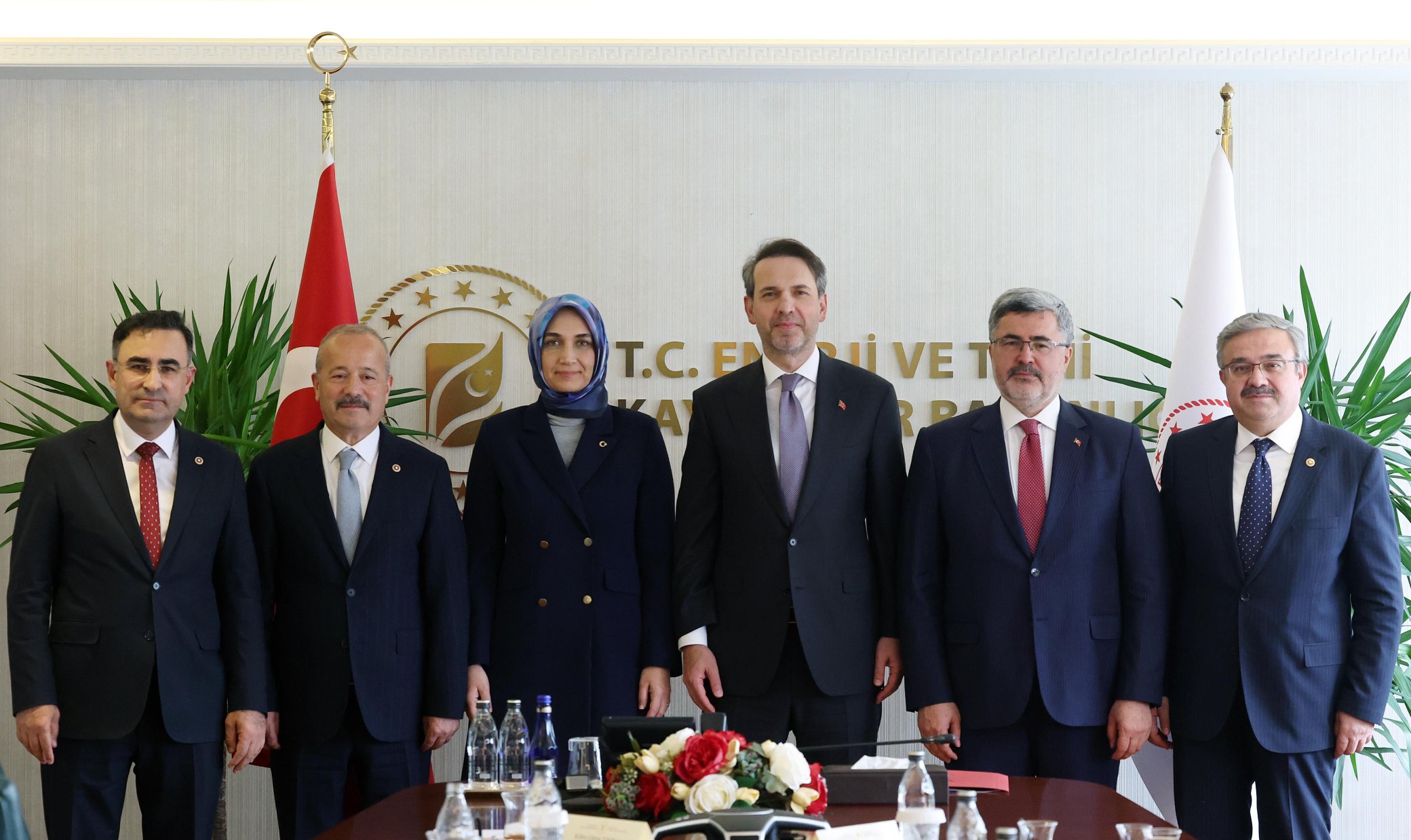 Afyonkarahisar Valisi Doç. Dr. Kübra Güran Yiğitbaşı, Enerji ve Tabii