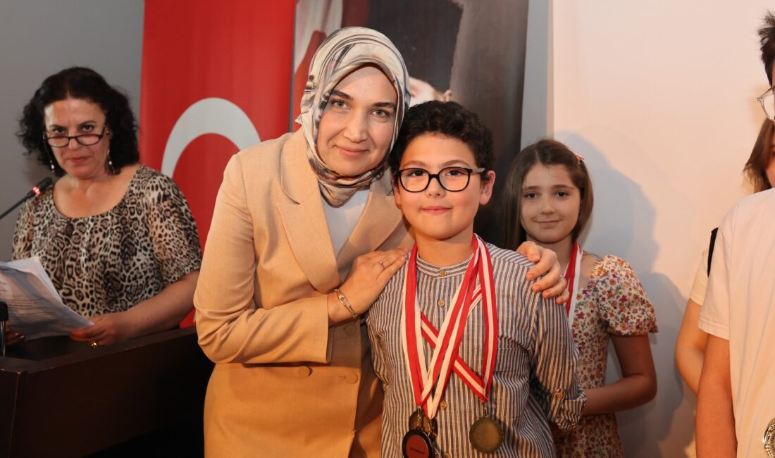 Afyonkarahisar Valisi Doç. Dr. Kübra Güran Yiğitbaşı, 2025 yılı Türkiye