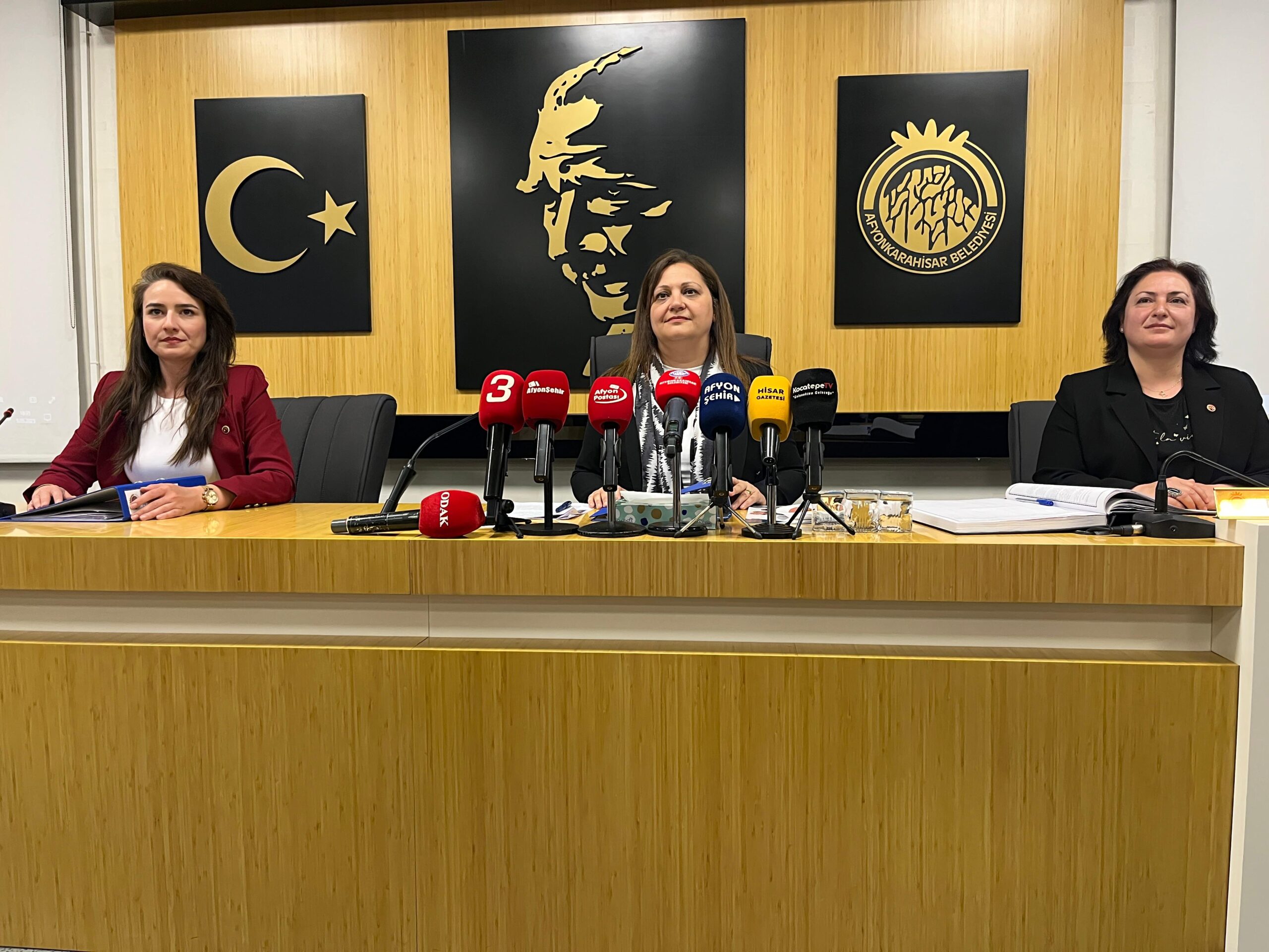 Afyonkarahisar Belediyesi’nin Mayıs ayı olağan meclis toplantısı, Belediye Başkanı Burcu