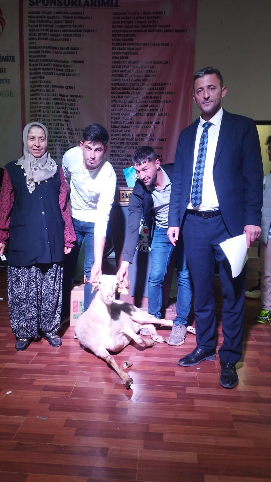 
Afyonkarahisar’ın Sinanpaşa ilçesinde, Belediye Başkanı Tolga Yıldırım öncülüğünde bu yıl