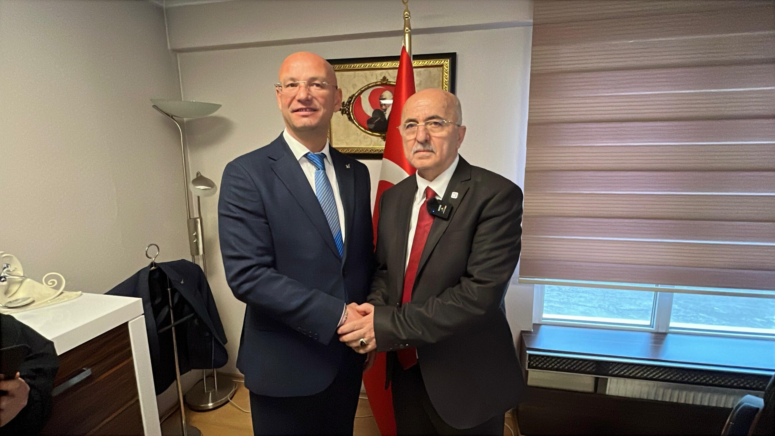 Afyonkarahisar Serbest Muhasebeci ve Mali Müşavirler Odası seçiminde oy sayımı