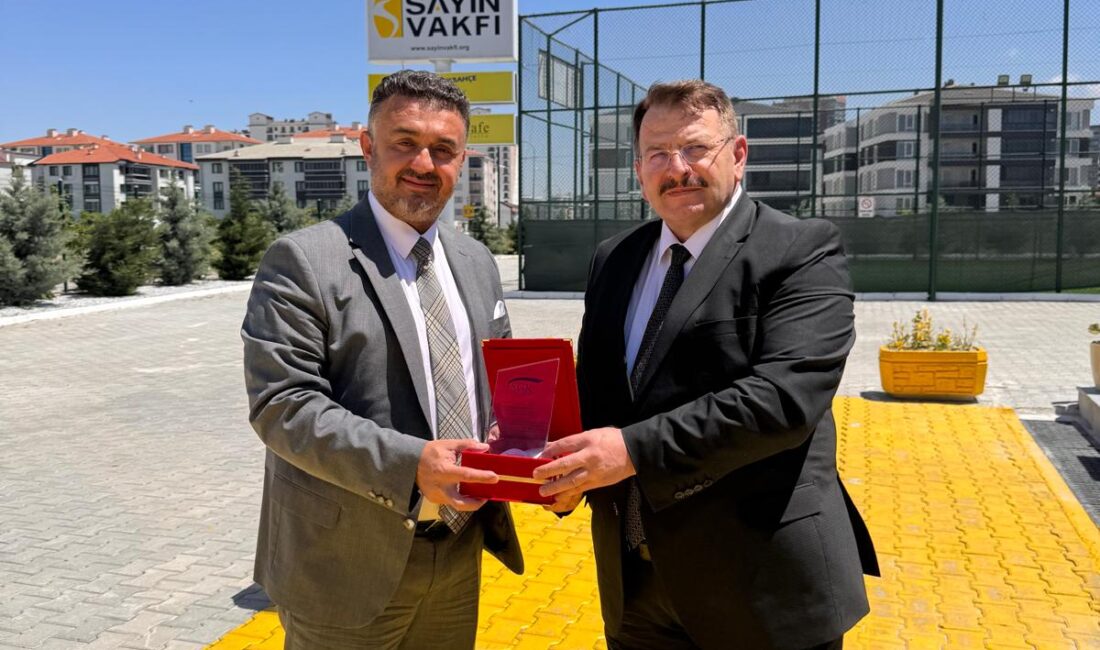 Sosyal Güvenlik Kurumu (SGK) Afyonkarahisar İl Müdürü Samet Fidan, kayıt