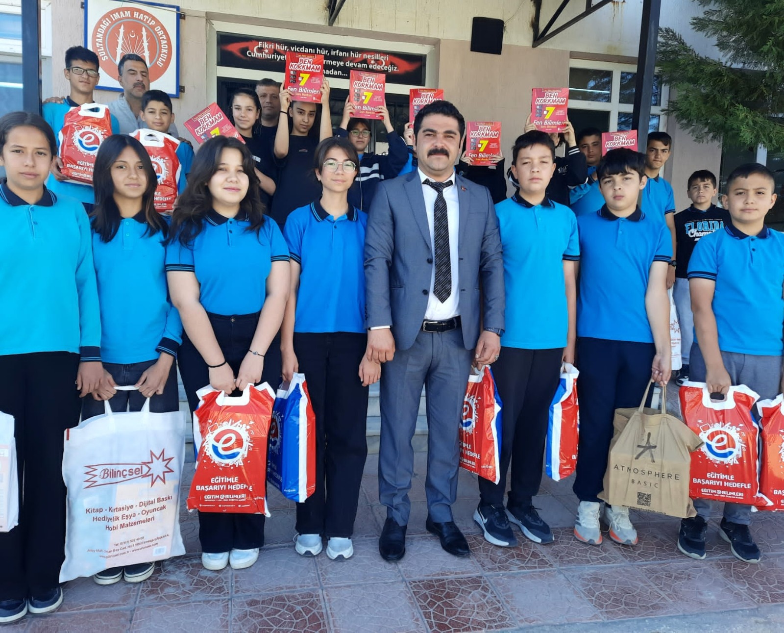 Afyonkarahisar’ın Sultandağı ilçesinde eğitimde örnek çalışmalara imza atan Sultandağı İmam
