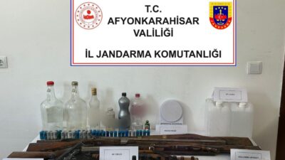 Afyonkarahisar’ın Başmakçı ilçesinde jandarma ekiplerince düzenlenen operasyonda, kaçak ve sahte