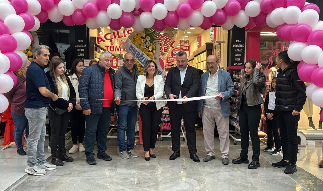 Afyonkarahisar’da BY GNA Accessories Mağazası Hizmete Girdi
Yeni Mağaza %50 İndirimle