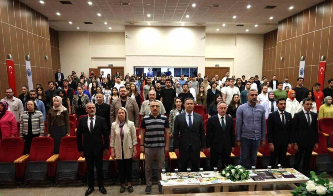 Afyonkarahisar’da düzenlenen "Yeşil Yakalılarla Söyleşiler" etkinliğinde, Tarım ve Orman Bakanlığı’nın