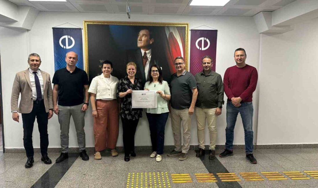 Anadolu Üniversitesi Yabancı Diller Yüksekokulu bünyesinde sunulan İngilizce Hazırlık Programı,